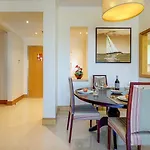 아파트 The Prestige @ The Vilamoura Residences 쿼테이라